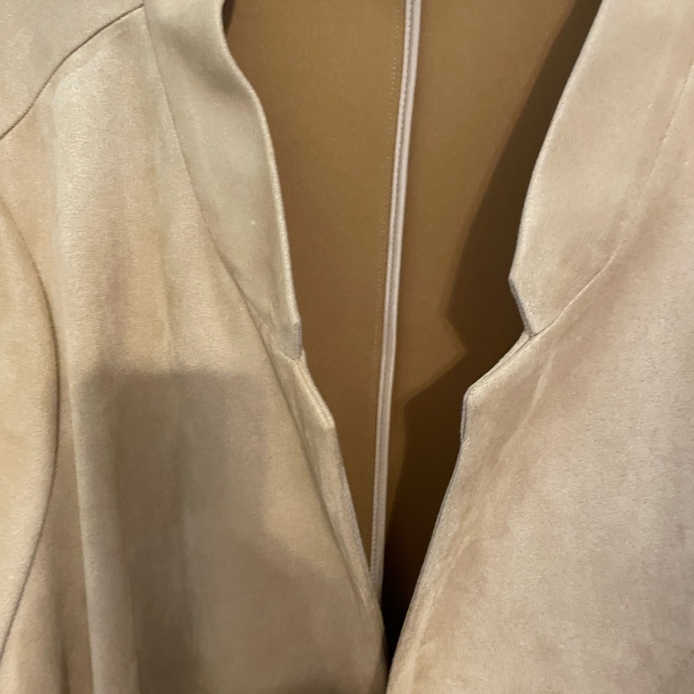Essentials Cream Women's Blazer